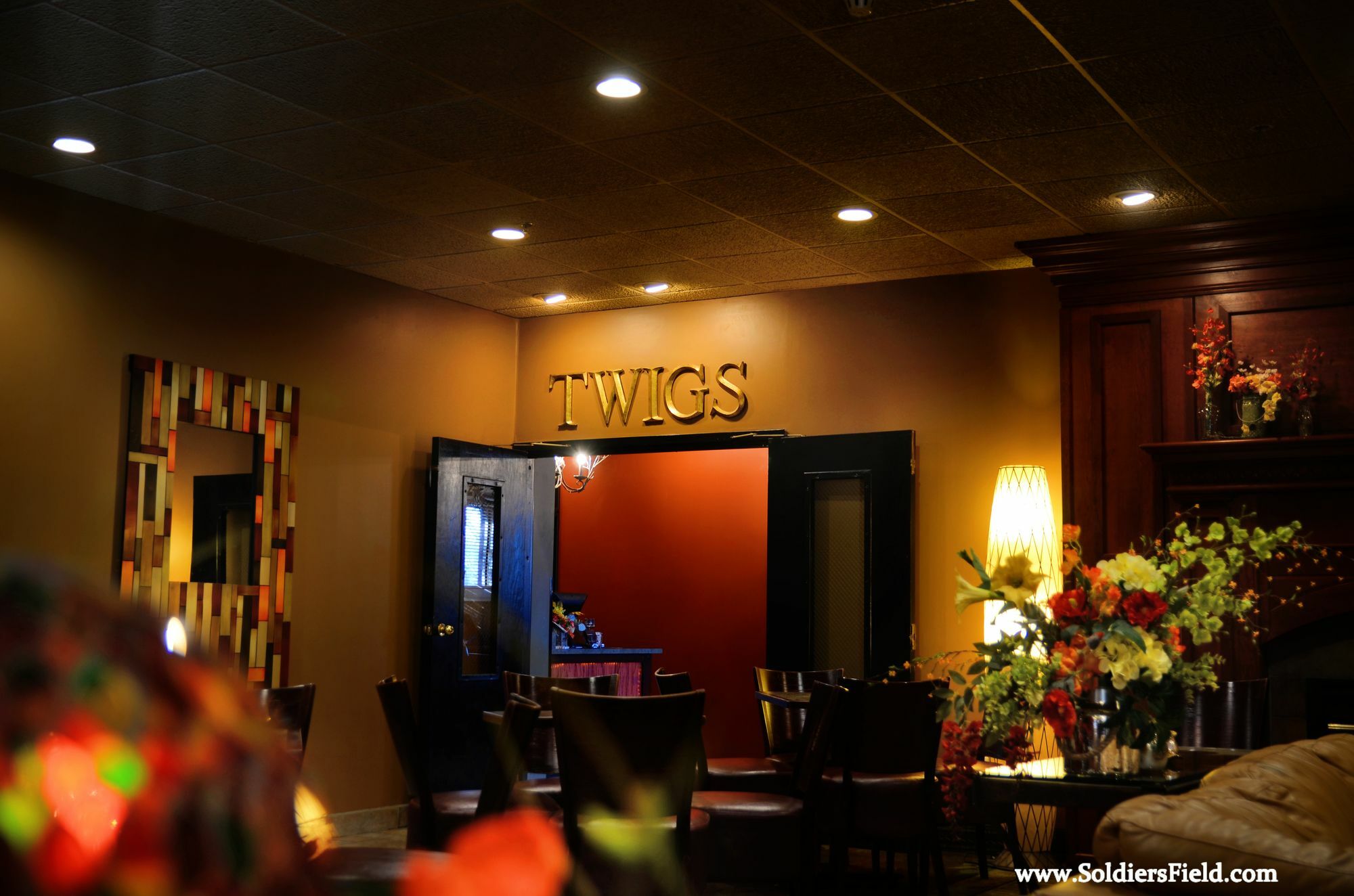 Twigs Restaurant and Bar